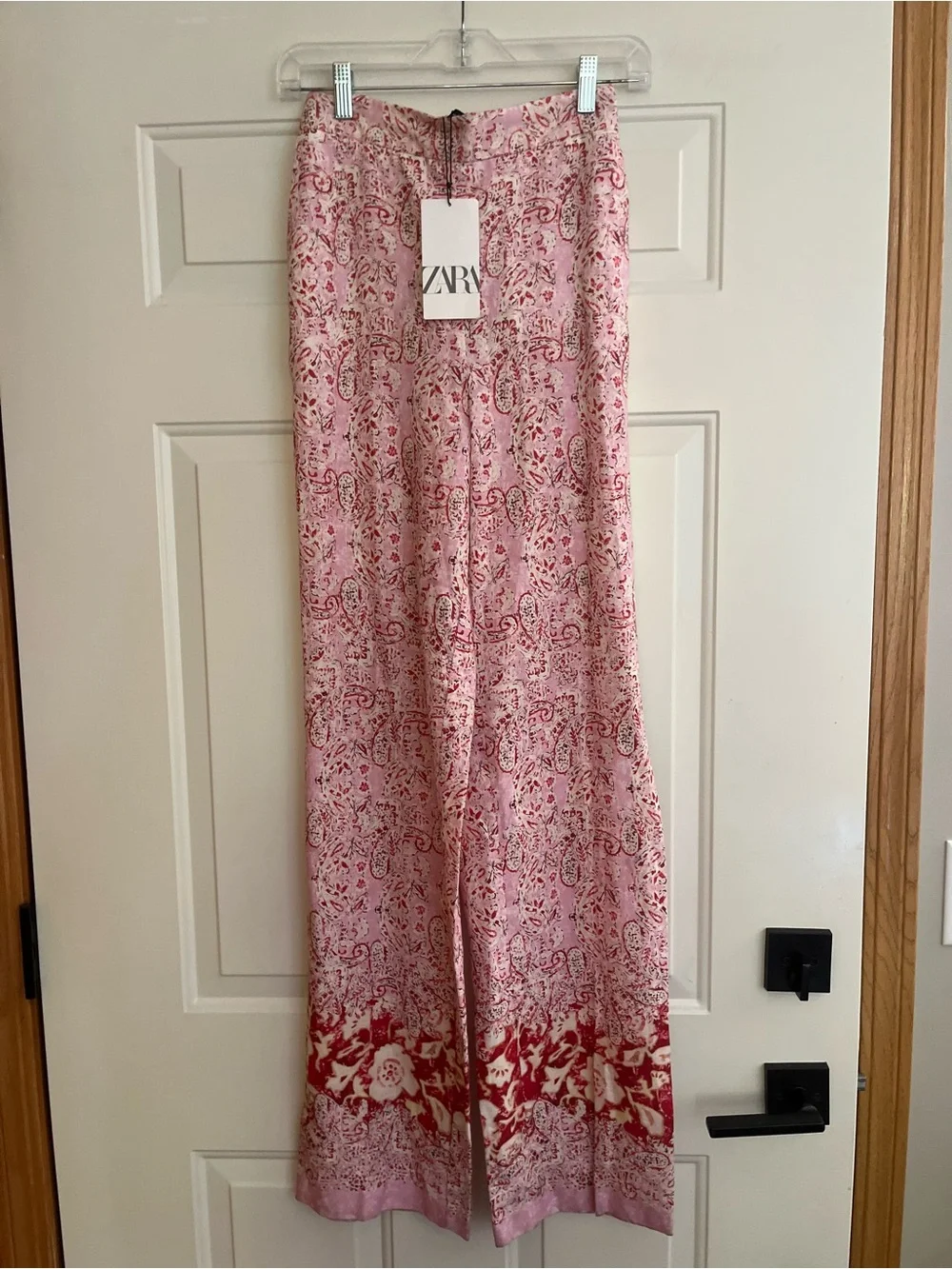 New Zara linen blend pink paisley print pull on flowy trouser pant. Size XS.
